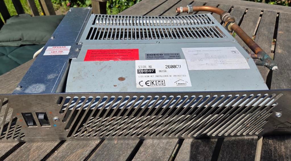 Doeco Plint-heater 2600 CV - Compacte Verwarming, Ophalen, Gebruikt, Minder dan 30 cm, Radiator