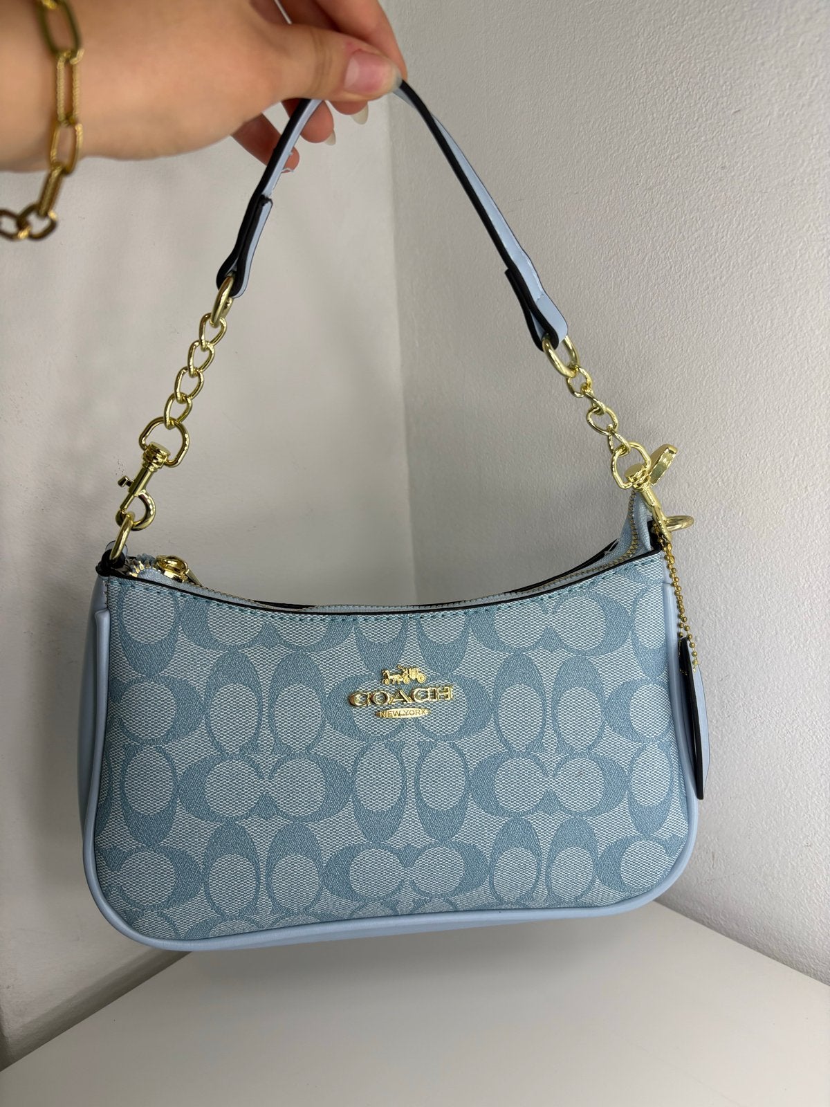 Coach tasje, Ophalen of Verzenden, Zo goed als nieuw, Blauw, Schoudertasje