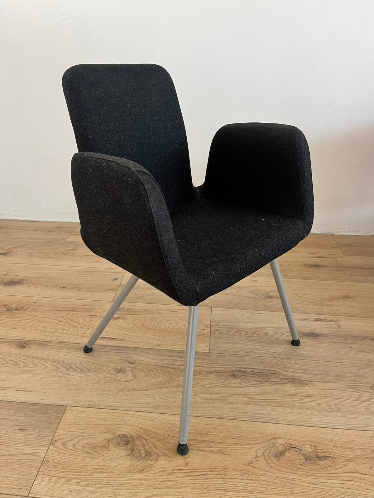 Ikea Patrik stoel zwart 2 stuks, Ophalen of Verzenden, Zo goed als nieuw, Zwart, Eén