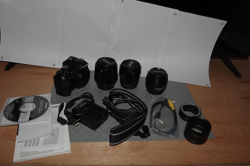 Olympus E620 + 3 Lenses, Kantelbaar/draaibaar scherm, Spiegelreflex, 12 megapixels, Ophalen of Verzenden