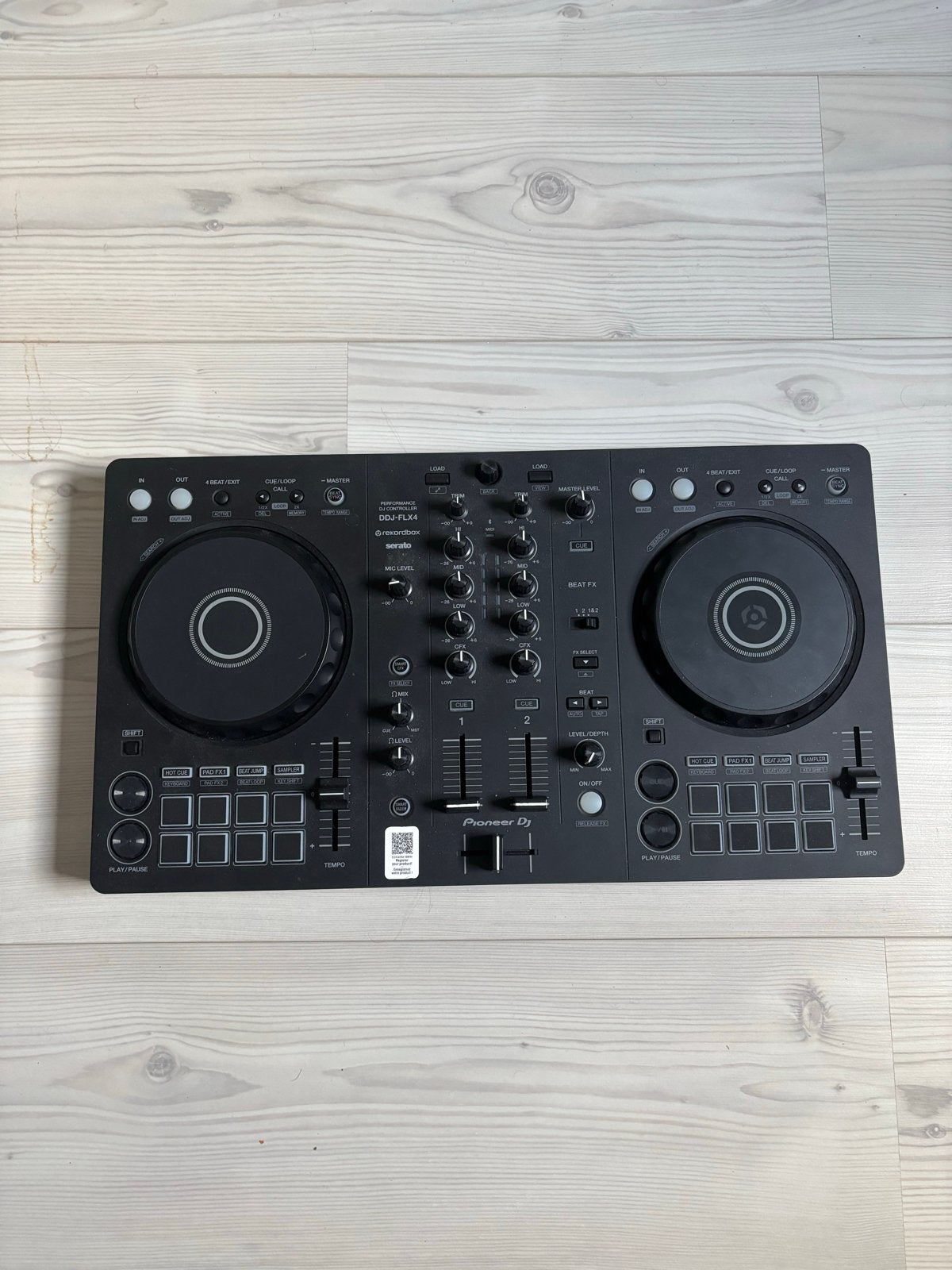 Pioneer DJ-set: DDJ-FLX4 controller & DM-50D speakers, Muziek en Instrumenten, Dj-sets en Draaitafels, Ophalen, Zo goed als nieuw