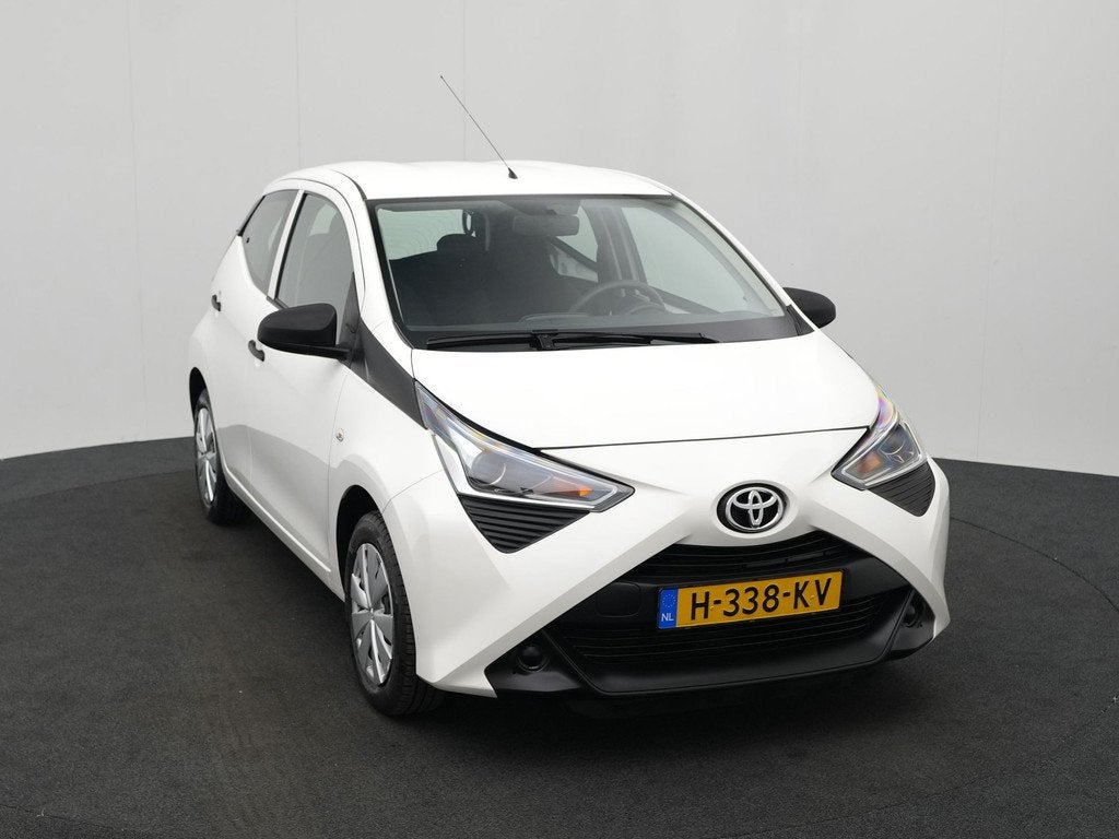 Toyota Aygo 1.0 VVT-i x-fun | Airconditioning | Elektrische, Voorwielaandrijving, 12 maanden, Stof, Gebruikt