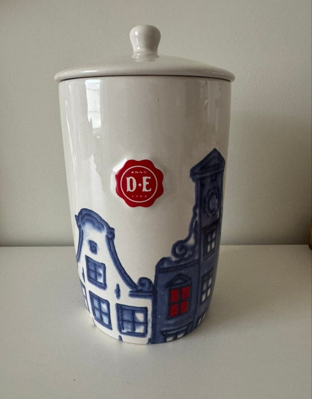 Douwe Egberts voorraadpot met Amsterdamse grachtenpanden, Antiek en Kunst, Ophalen of Verzenden