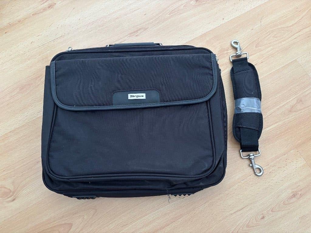 Zwarte Targus laptoptas met 2 vakken., Ophalen of Verzenden, Zo goed als nieuw, Zwart