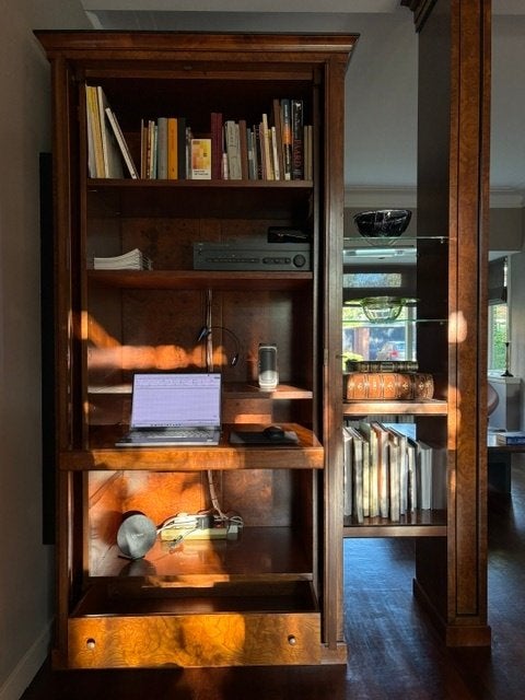 Giemme wortelnoten Cabinet, Ophalen