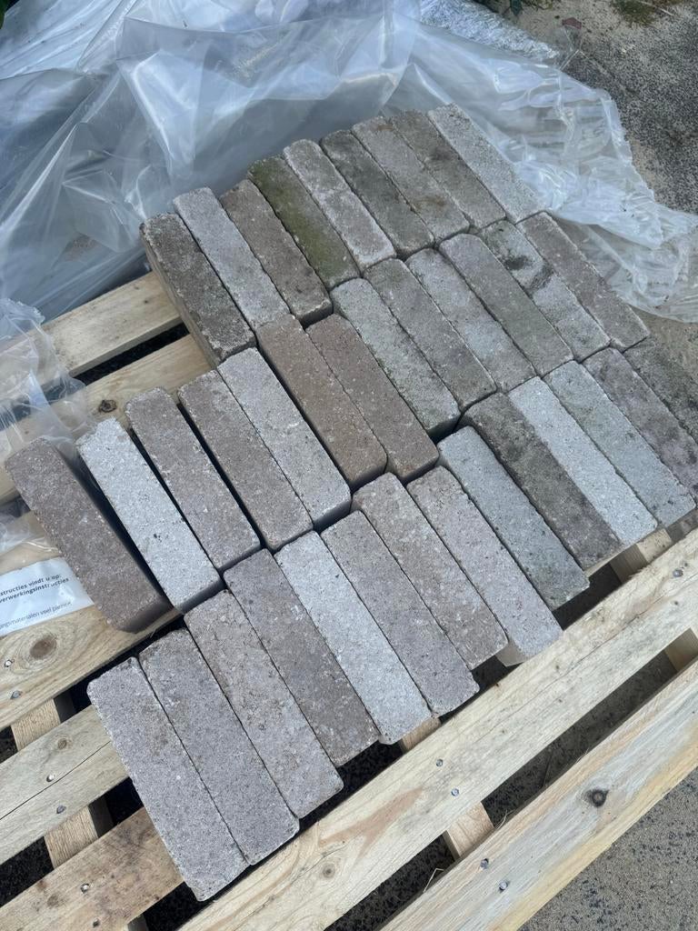Gratis 36x Tumbelton Extra (Goya) klinkers getrommeld, Ophalen, Zo goed als nieuw