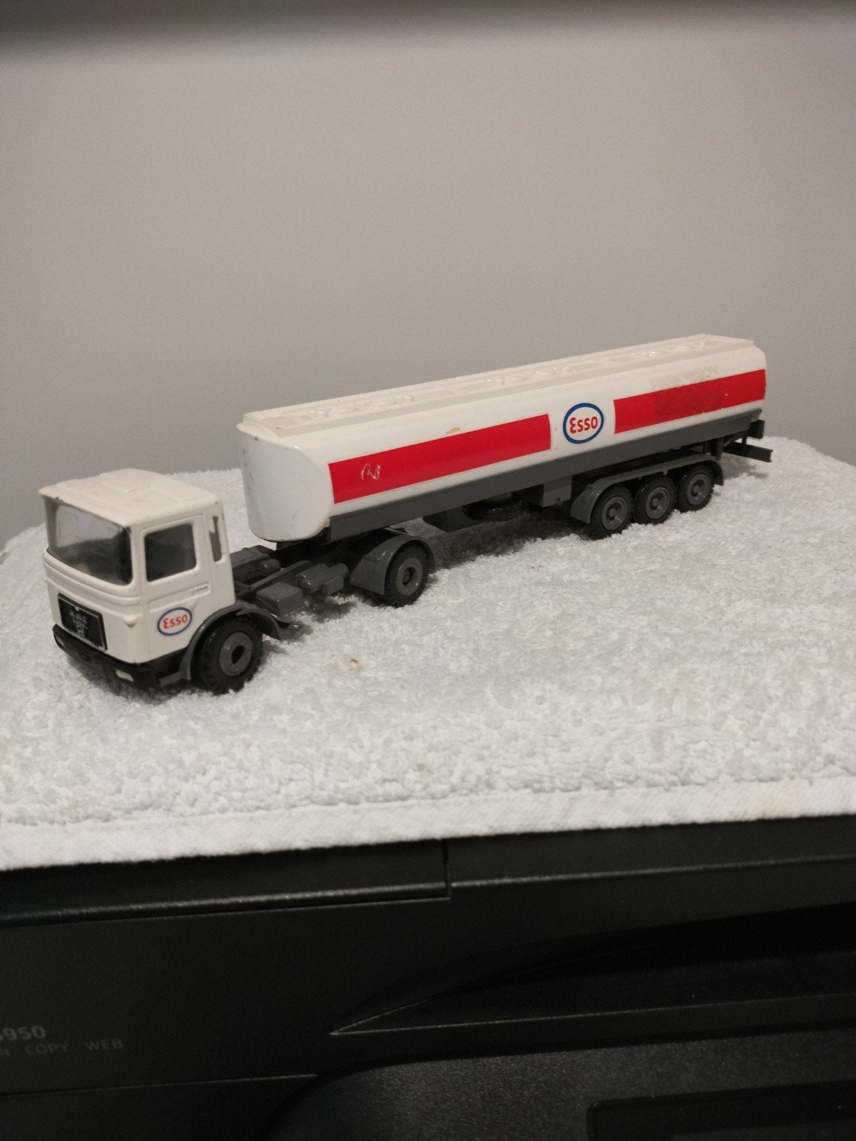 Conrad MAN Esso Tankwagen Model, Ophalen of Verzenden