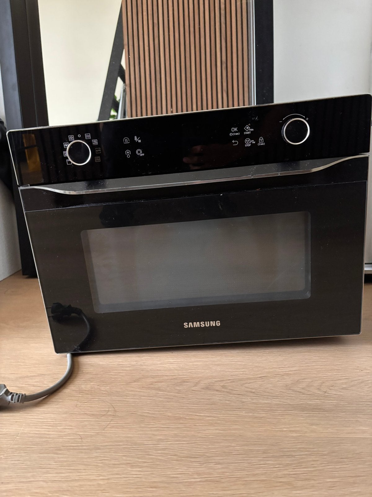 Combimagnetron samsung, Ophalen, Zo goed als nieuw, Minder dan 45 cm