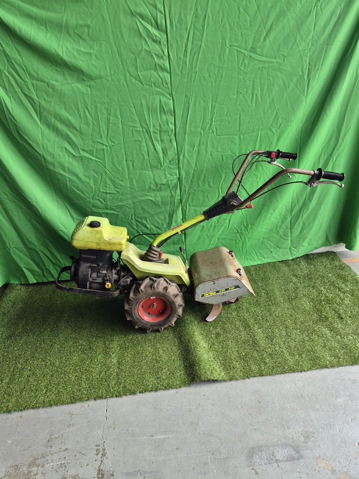 grillo zip zip grondfrees, Tuin en Terras, Ophalen, Benzine, Gebruikt, .