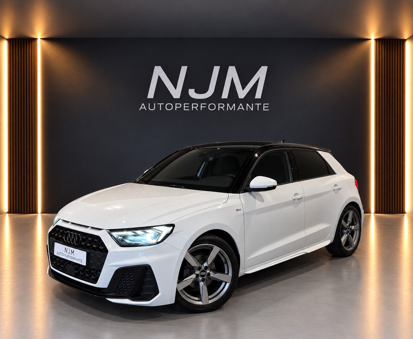 Audi A1 Sportback 25 TFSI S-Line|Sfeer|Keyless|Carplay, Auto's, 95 pk, Leder en Stof, Wit, Bedrijf
