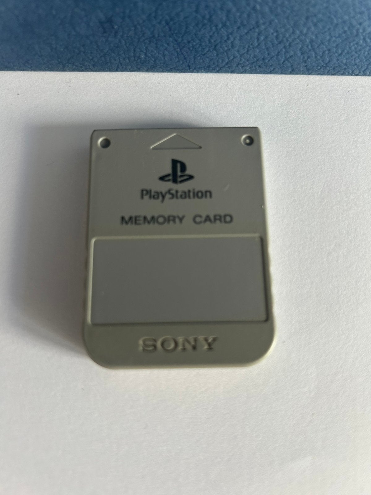 Sony PS1 1MB Memory Card Grijs (PS1 Accessoires), Avontuur en Actie, 1 speler, Ophalen of Verzenden, Zo goed als nieuw