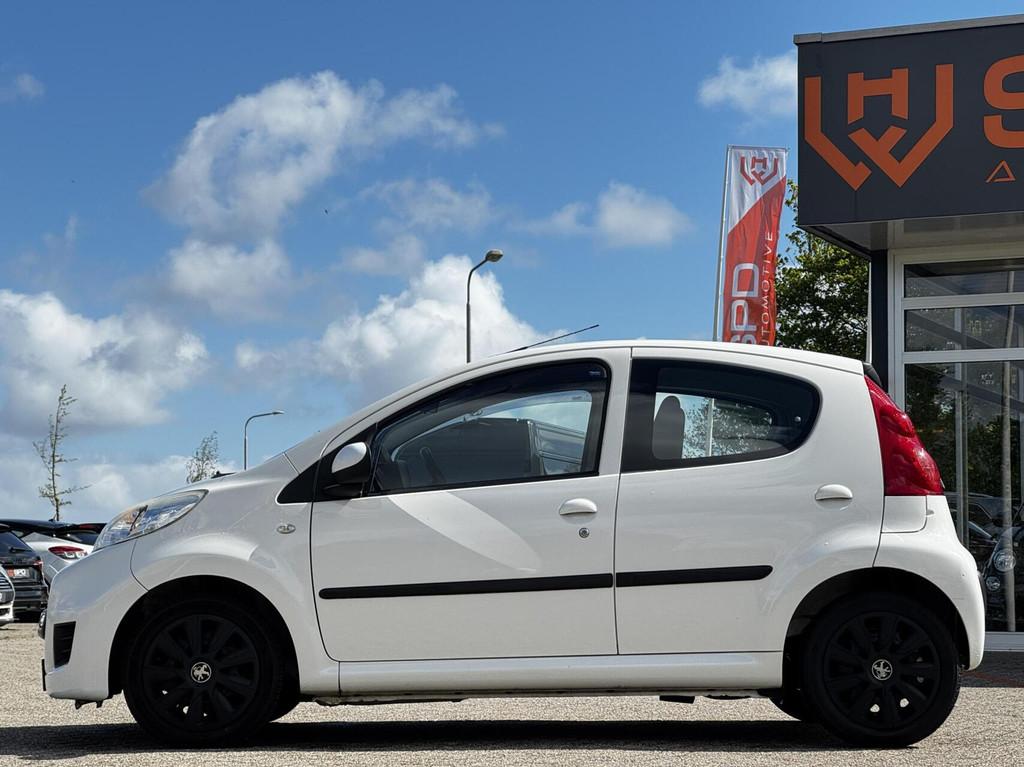 Peugeot 107 1.0-12V Urban Move|Airco|El.ramen|BT|Navi|5-drs, Auto's, Peugeot, Voorwielaandrijving, Stof, Gebruikt, Zwart