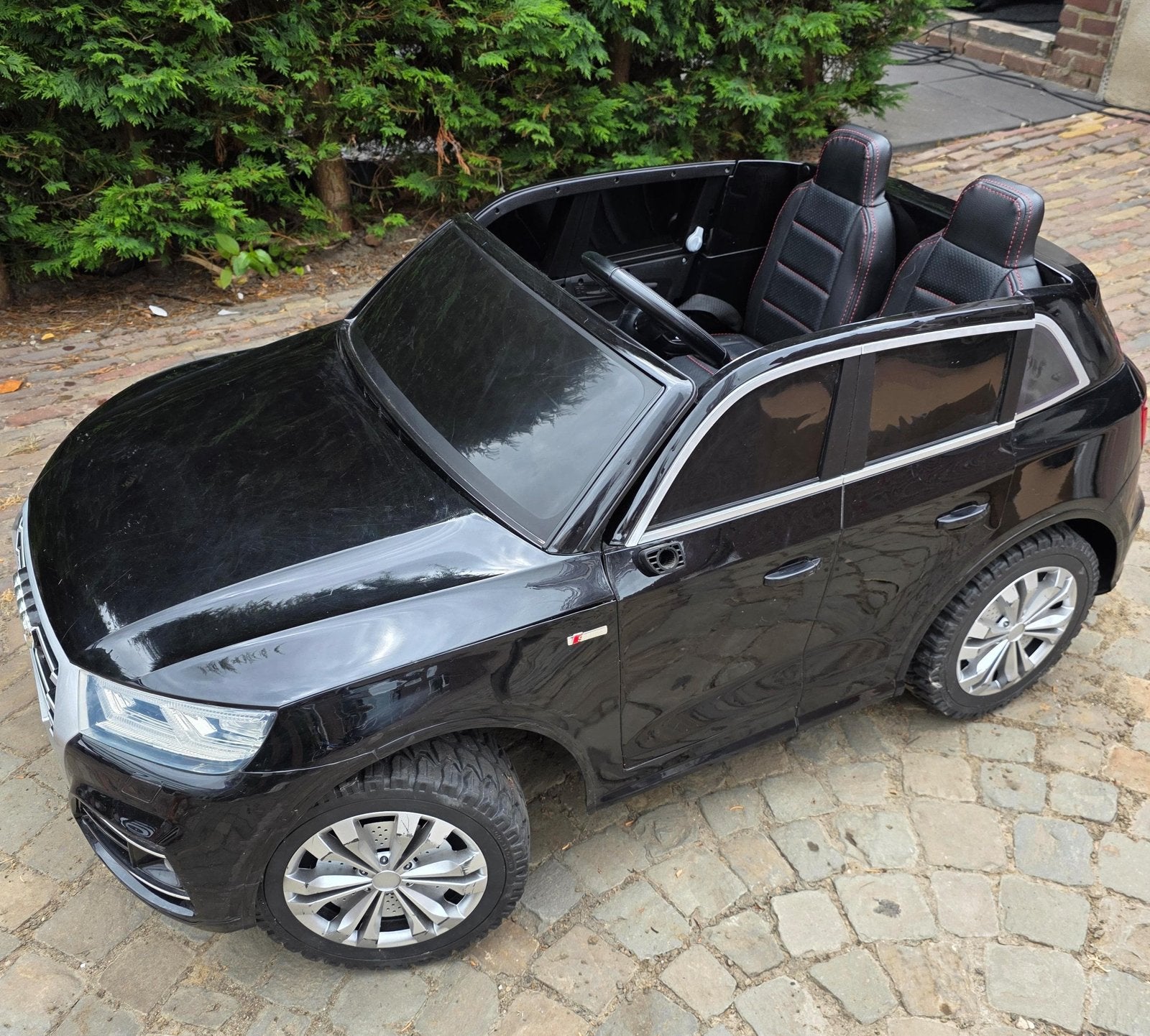 Elektrische kinderauto Audi Q5 afstandsbediening en scherm, Ophalen, Zo goed als nieuw, Afstandsbediening
