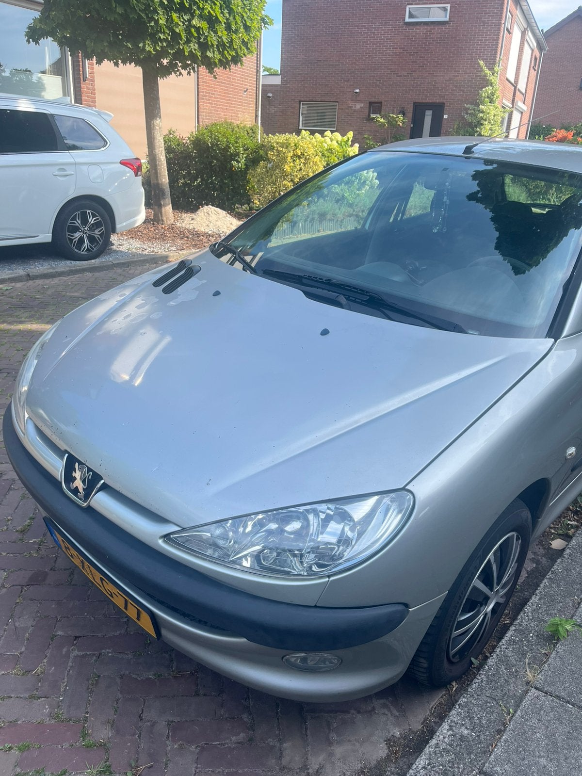 Nette Peugeot 206 1.4 benzine uit 2005. (Lees beschrijving), Auto-onderdelen, Ophalen, Gebruikt, Voor, Bumper