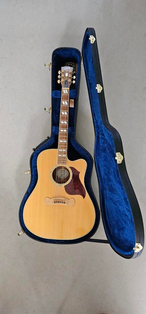 Gibson Songwriter Deluxe Studio EC ‼️BIJNA NIEUW‼️, Muziek en Instrumenten, Snaarinstrumenten | Gitaren | Akoestisch, Ophalen