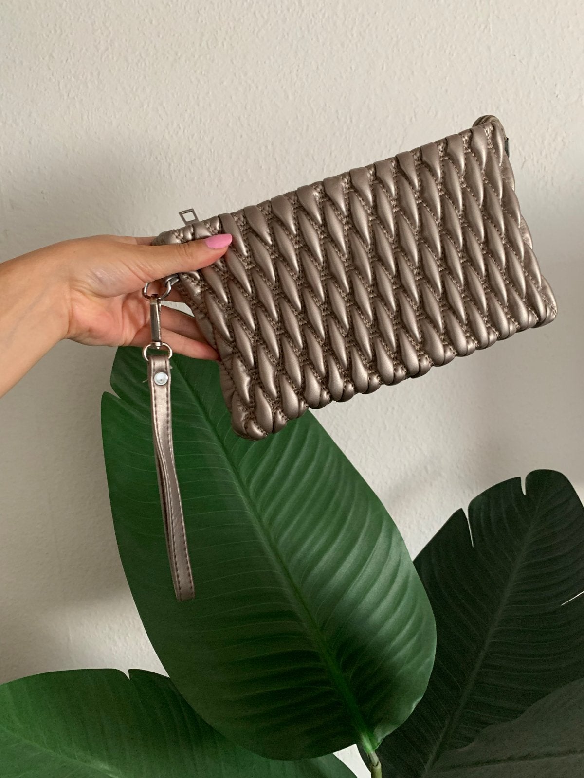 Nieuwe clutch met lange ketting - Ongebruikt, Overige kleuren, Nieuw, Avondtasje, K