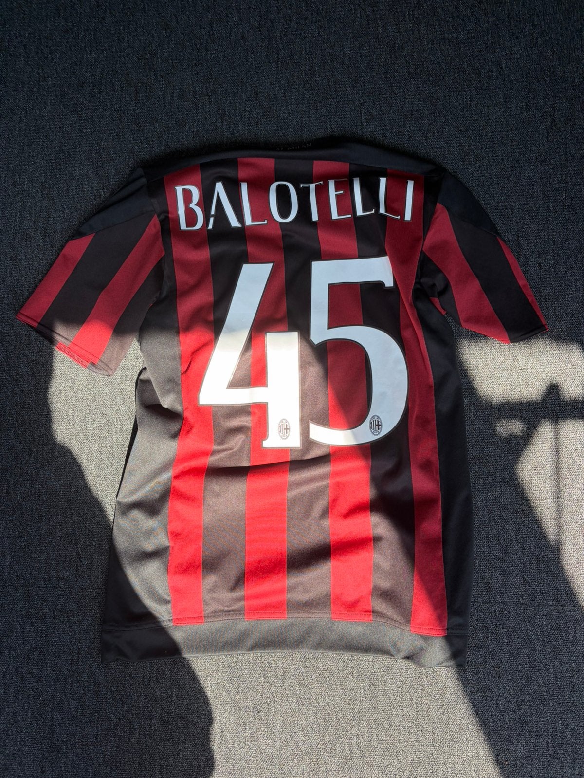 AC Milan shirt Balotelli, Maat S, Ophalen of Verzenden, Zo goed als nieuw, Shirt