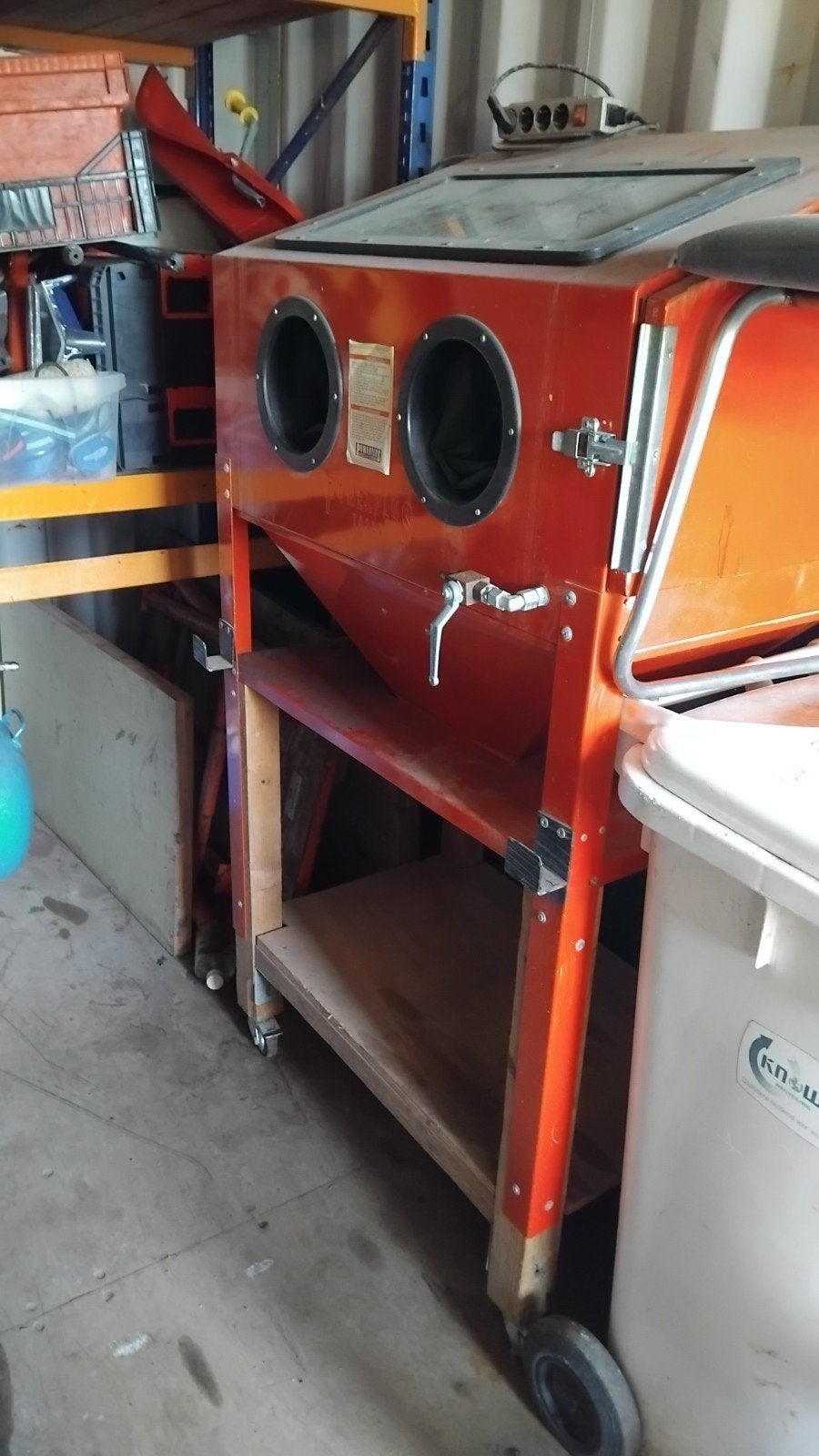 Zandstraalcabine met compressor en afzuiging - Complete set, 100 liter of meer, Ophalen of Verzenden