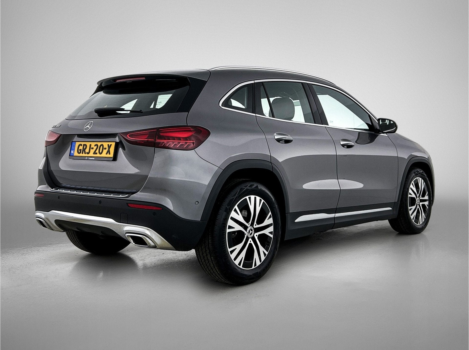 Mercedes-Benz GLA 180 Star Edition Luxury Line | Leder | Key, Auto's, 15 km/l, Gebruikt, Euro 6, 4 cilinders
