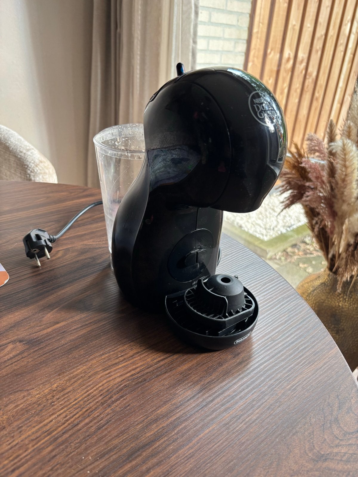 Nescafé Dolce Gusto Piccolo XS Koffiezetapparaat Zwart, Witgoed en Apparatuur, Koffiezetapparaten, Ophalen, Koffiepads en cups