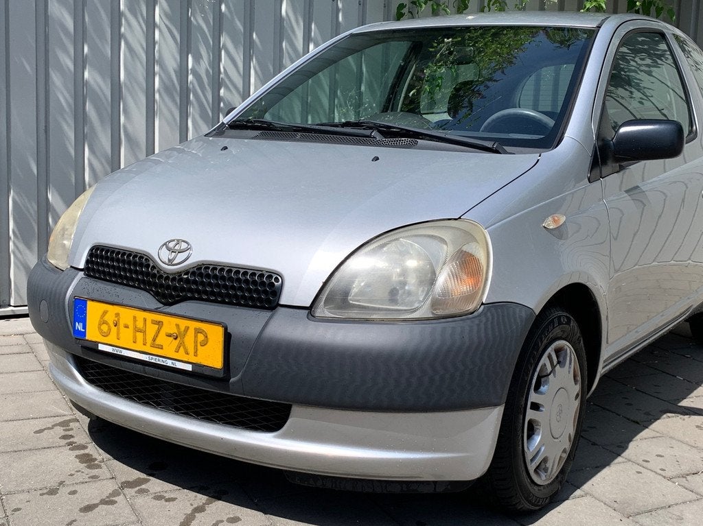 Toyota Yaris 1.0-16V VVT-i YORIN|126000KM|, Auto's, Toyota, Voorwielaandrijving, Stof, Gebruikt, Zwart