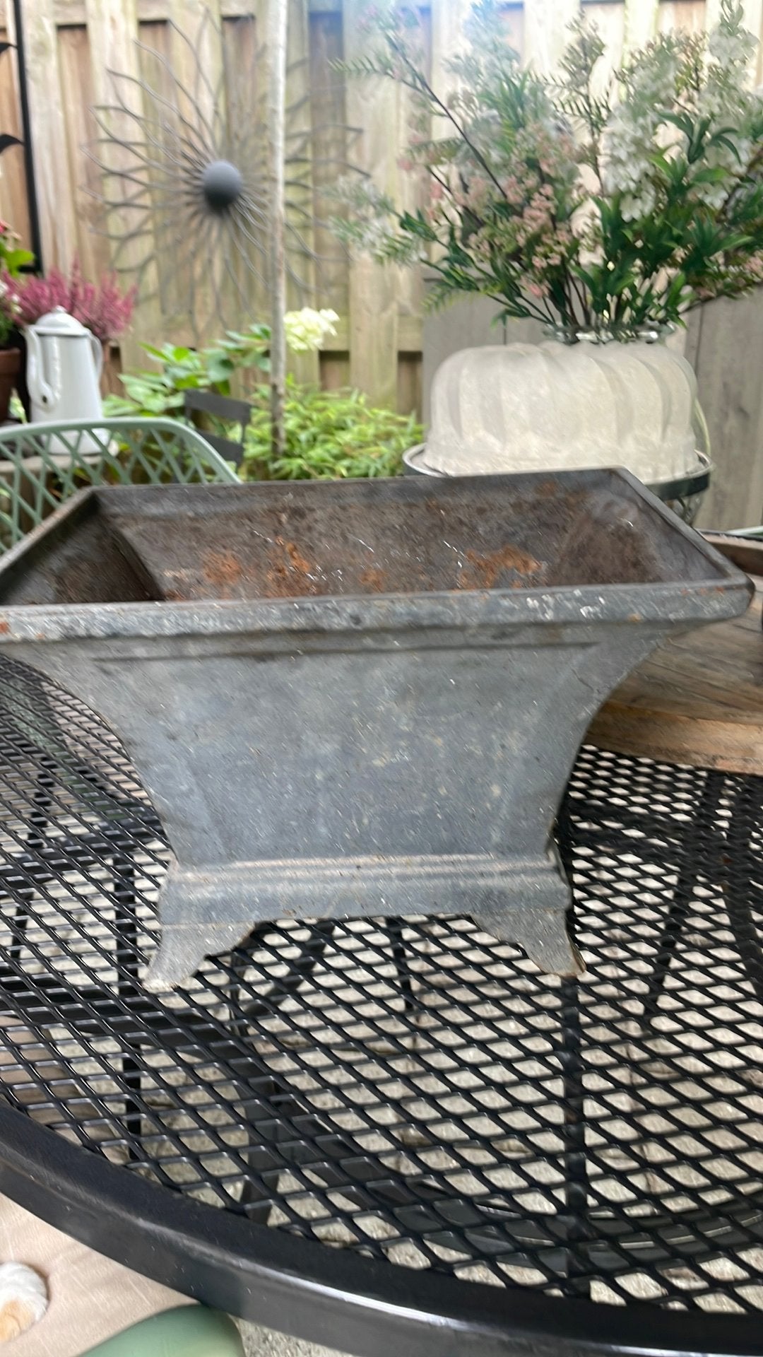 Gietijzeren jardenaire, Tuin en Terras, Ophalen, Gebruikt, Minder dan 30 cm, Rond