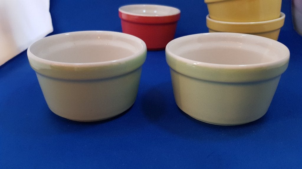 Mama Cuchina ovenschaaltjes pastel tinten, 5 stuks. 3A42, Tweedehands verkoop, Tweedehands verkoop, Gebruikt, Ophalen of Verzenden