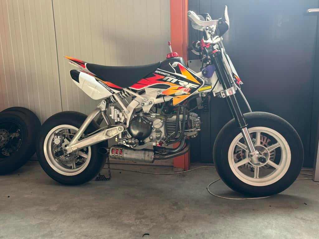 MRF Kayo wedstrijd pitbike 160cc, Fietsen en Brommers, Minibikes, Midibikes en Pitbikes, Zo goed als nieuw, Pitbike, Ophalen