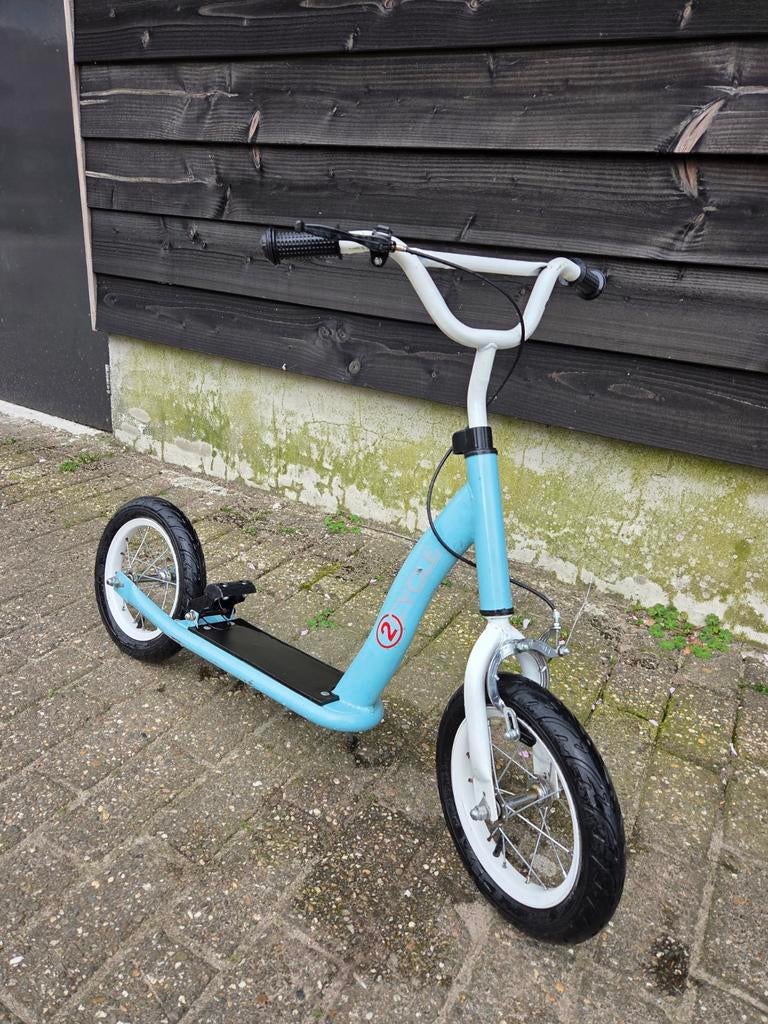 2 Cycle Step - Blauwe kinderstep met luchtbanden, Fietsen en Brommers, Steps, Ophalen of Verzenden, Gebruikt, Gewone step, 2 Cycle