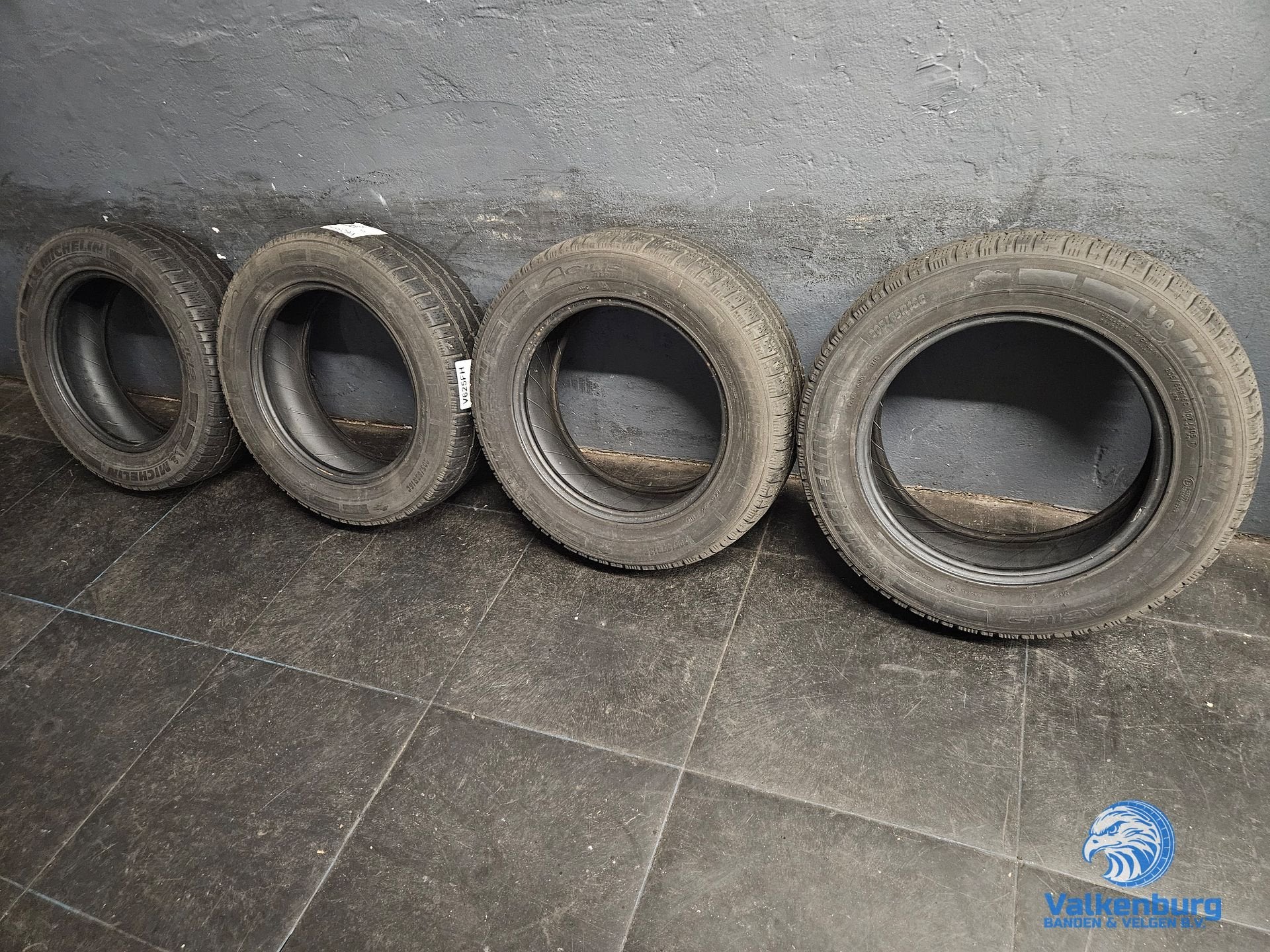 7mm! Winterbanden 205/65R16C Michelin Agilis Alpin Cargo, -, Band(en), -, Bestelwagen