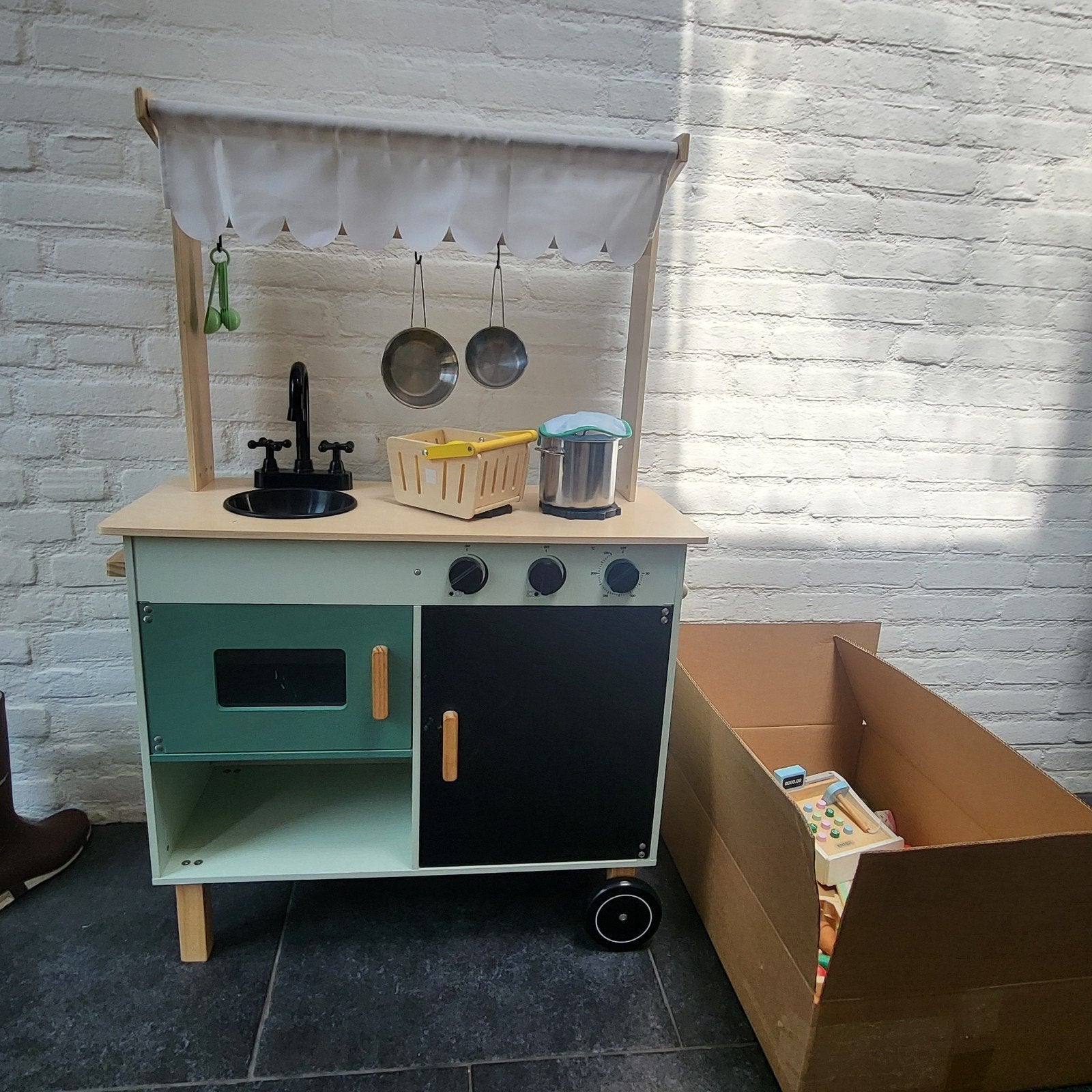 Hema speelgoedkeuken met accessoires, Ophalen, Gebruikt, Hout, Speelkeuken