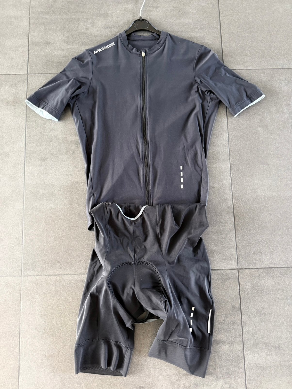 Le Passione - set zwarte fietskleding, Ophalen of Verzenden, Zo goed als nieuw, Bovenkleding