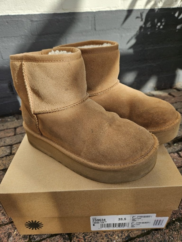 Ugg 33,5, Kinderen en Baby's, Gebruikt, UGG, Meisje, Ophalen of Verzenden