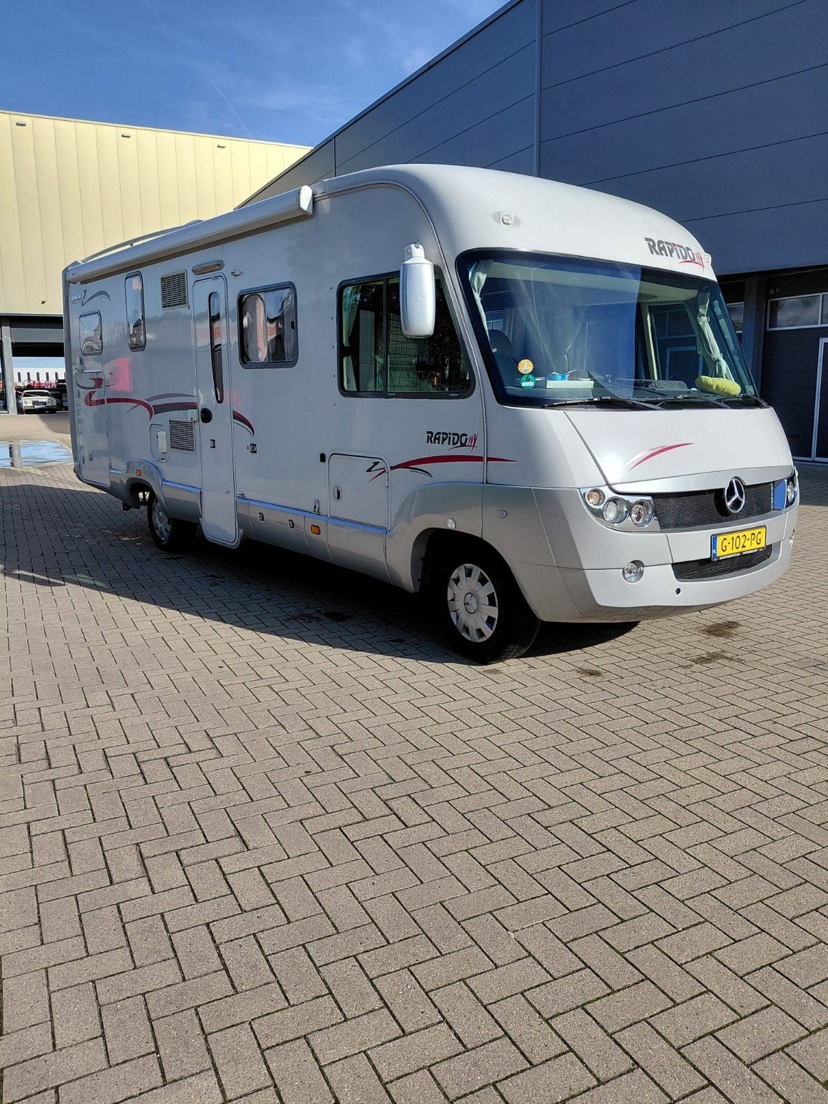 Rapido 996M Mercedes Sprinter met Leveler, Integraal, Boiler, Buitenlamp, Mercedes
