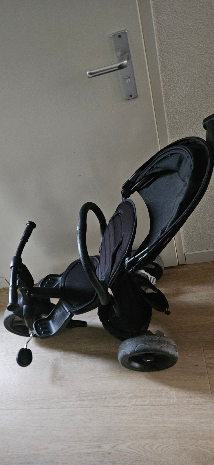 Kinderwagen/driewieler zwart - Zo goed als nieuw, Ophalen, Zo goed als nieuw, Kinderwagen, Overige merken