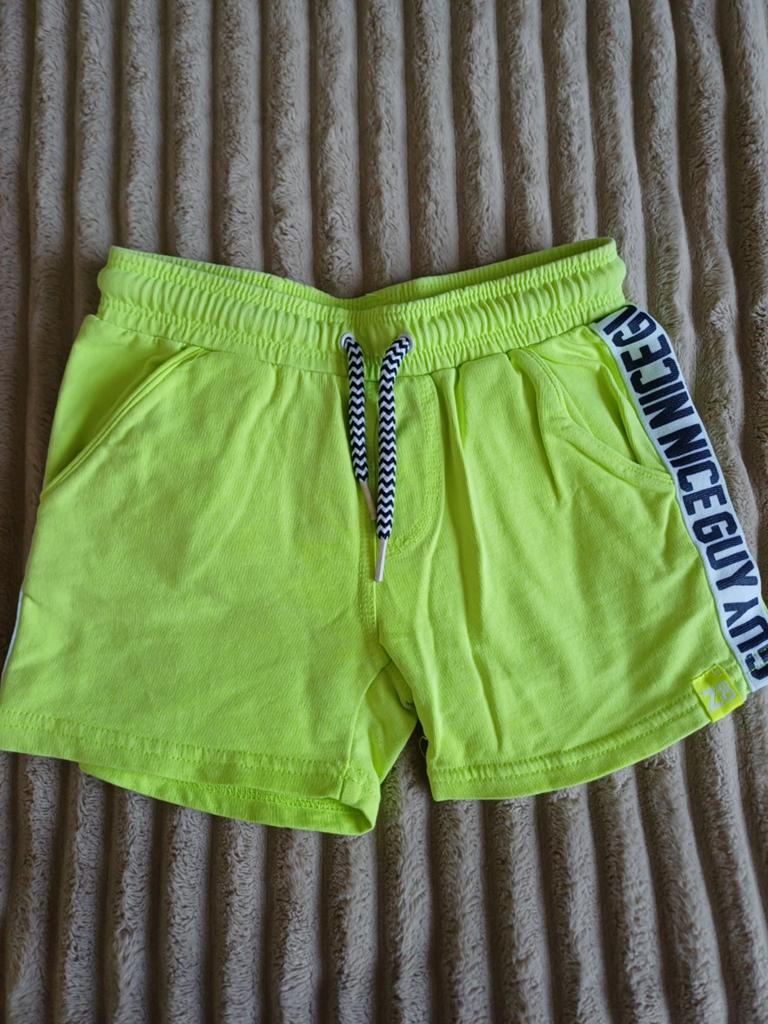 Z8 korte broek maat 116, Broek, Z8, Ophalen of Verzenden, Zo goed als nieuw