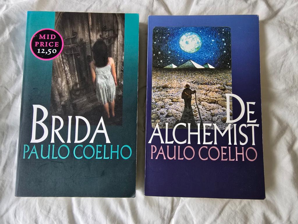 Paulo Coelho boeken: De Alchemist & Brida, Boeken, Ophalen of Verzenden, Zo goed als nieuw, Paulo Coelho, Europa overig