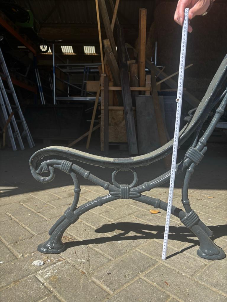Gietijzeren bank onderstel, Tuin en Terras, Ophalen, Metaal