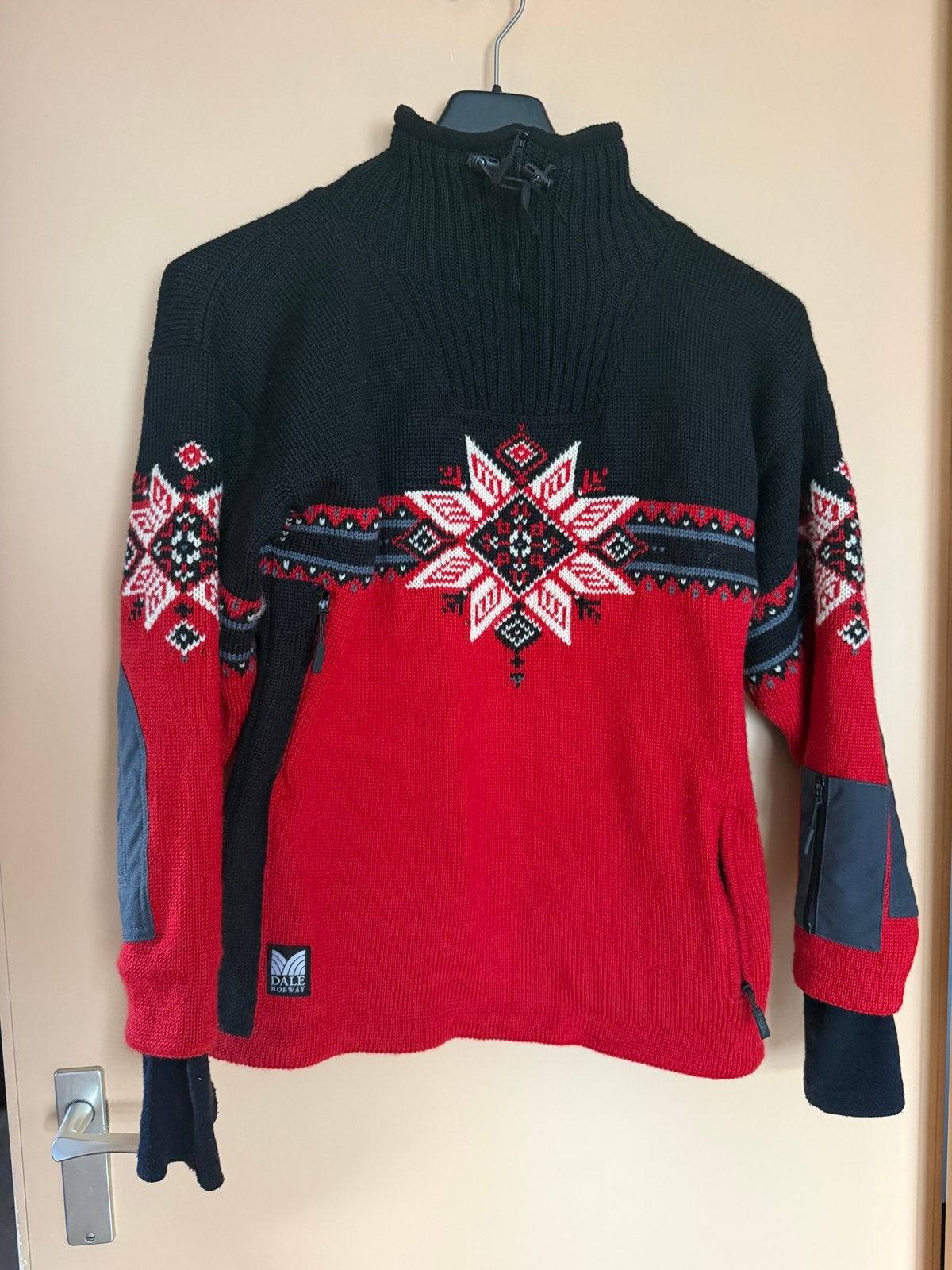 Dale of Norway Weatherproof Windstopper trui S, Ophalen of Verzenden, Zo goed als nieuw, Maat 36 (S), Rood