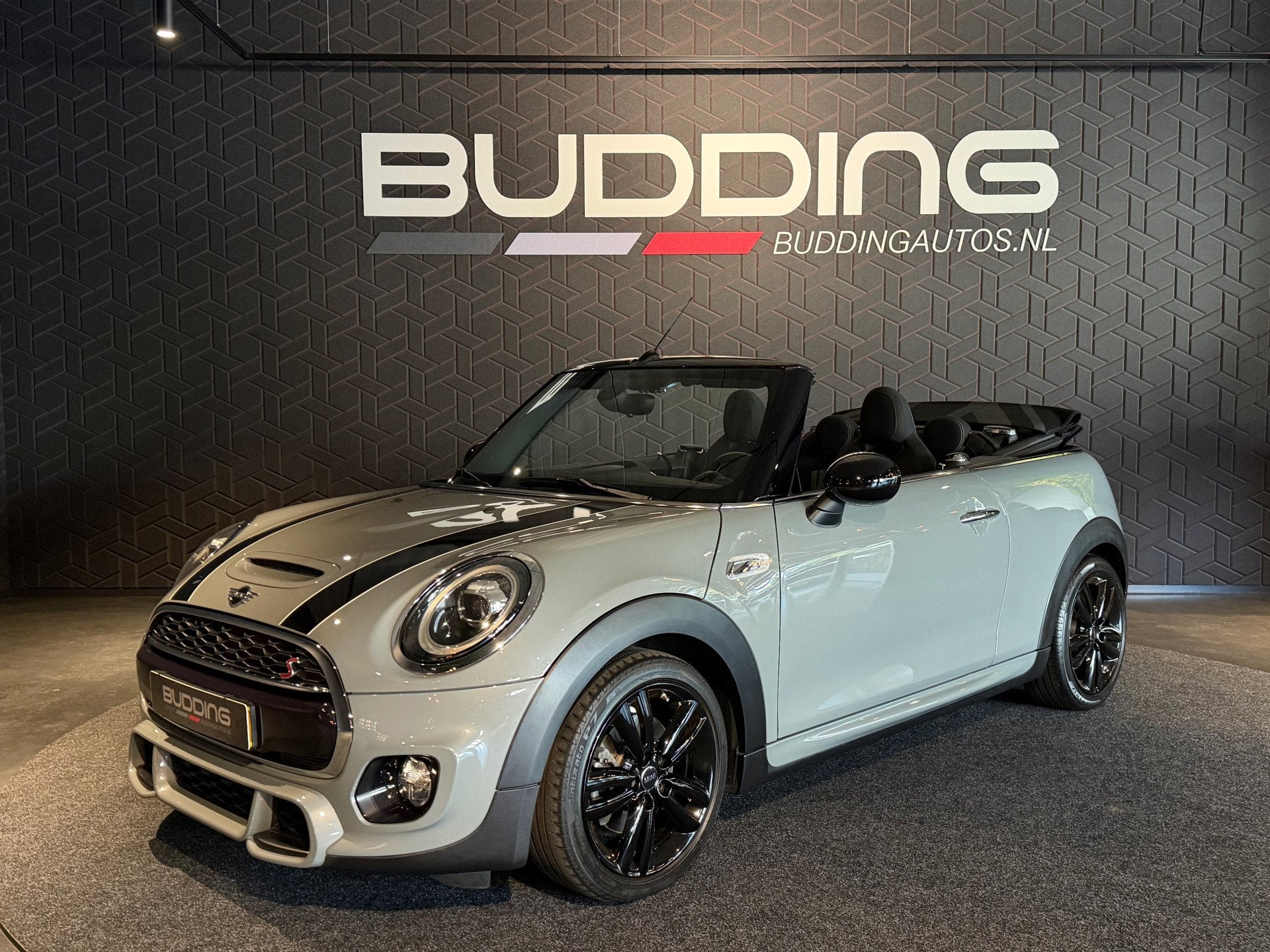 MINI Cabrio 2.0 Cooper S Knightsbridge Edition | JCW | Keyle, Auto's, 1998 cc, Stof, Gebruikt, 4 stoelen