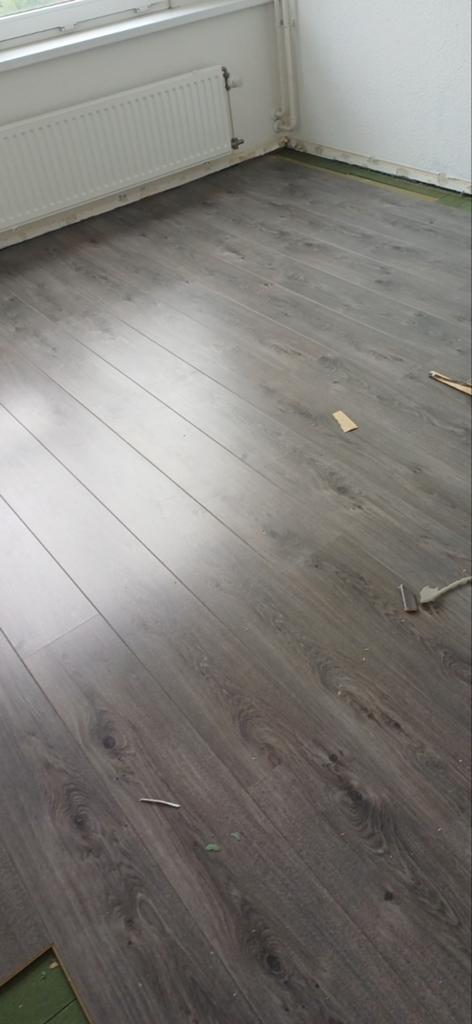 Donkergrijs laminaat, gebruikt, Gebruikt, 50 tot 150 cm, Ophalen of Verzenden, 10 m² of meer