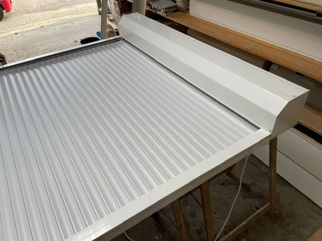Wit elektrisch rolluik 165,5 cm breed x 248 cm hoog, Ophalen, Gebruikt, 200 cm of meer, Wit