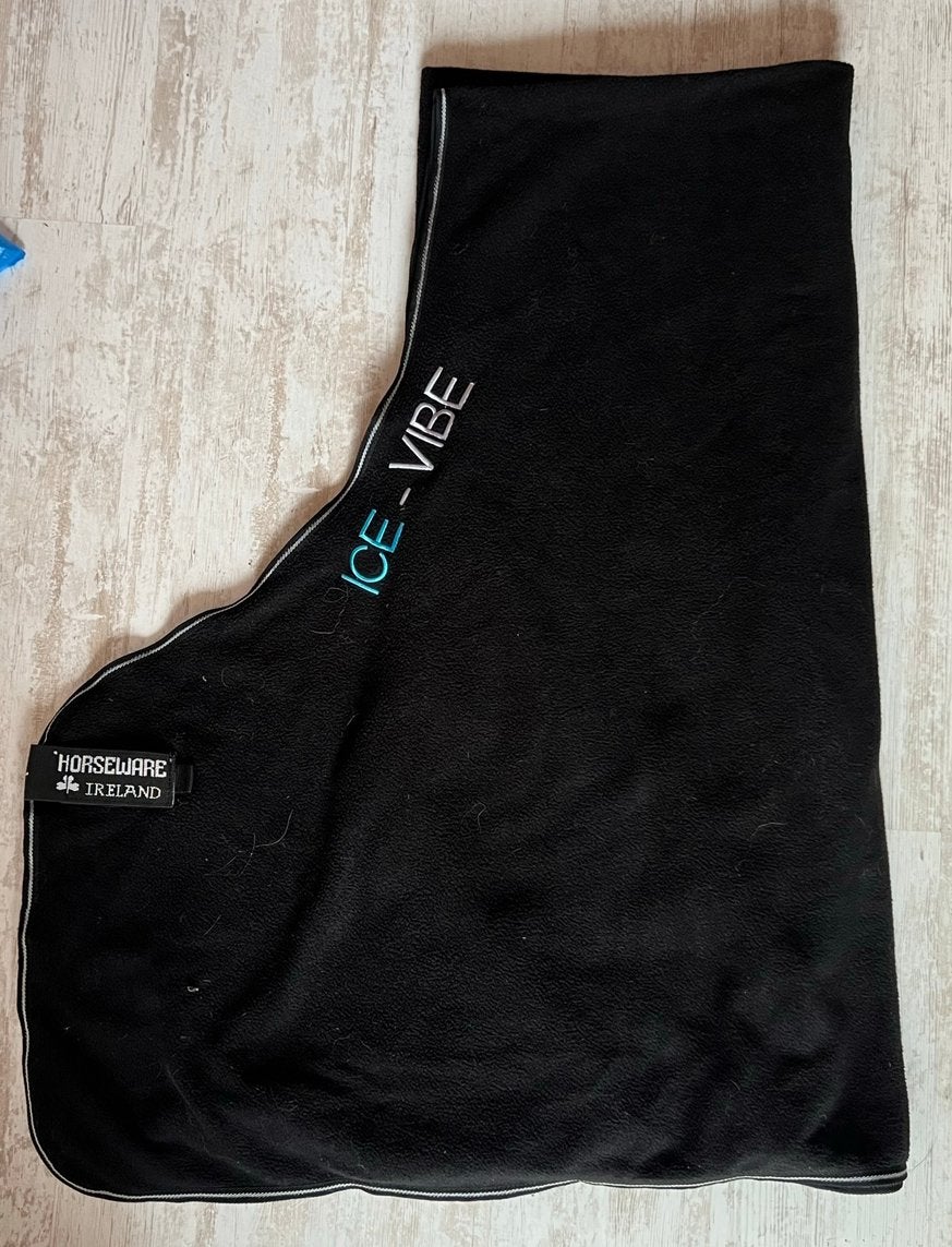 Te Koop: Amigo Mio Zweetdeken 6'9 (155 cm) – Zwart, Dieren en Toebehoren, Full (L), Zweetdeken, Ophalen of Verzenden, Zo goed als nieuw