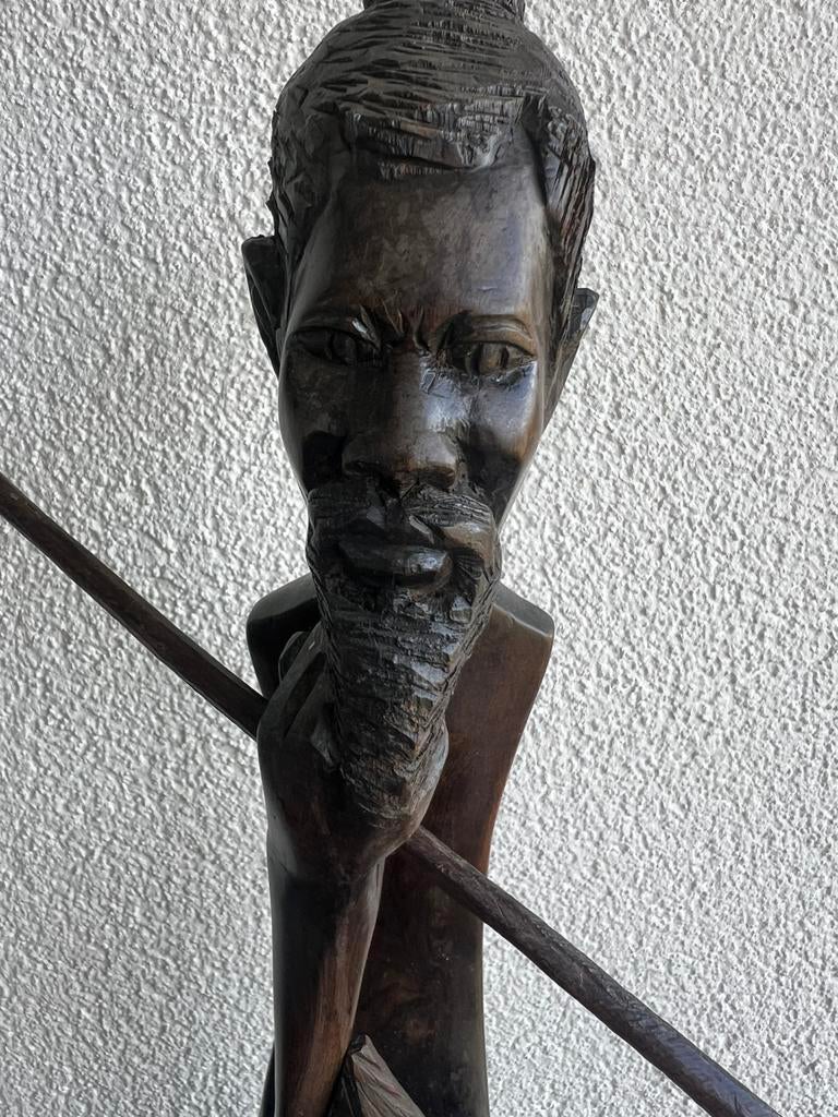 Afrikaanse jager houtsnijwerk 75cm, Antiek en Kunst, Ophalen of Verzenden