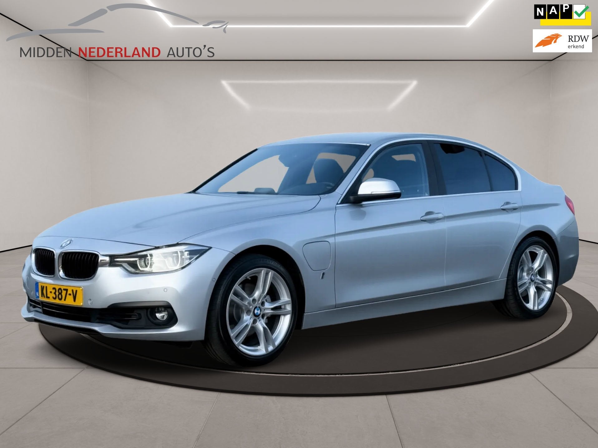 BMW 3-serie 330e iPerformance * HYBRIDE * SOH * CAMERA * MAR, Automaat, Achterwielaandrijving, Gebruikt, 4 cilinders