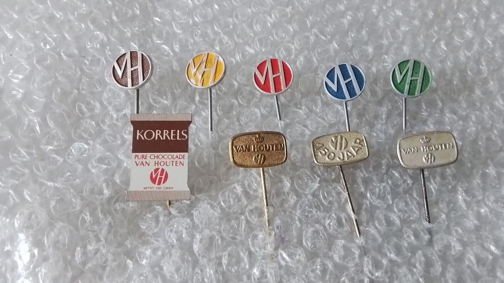9 verschillende speldjes van houten chocolade, Ophalen of Verzenden, Merk