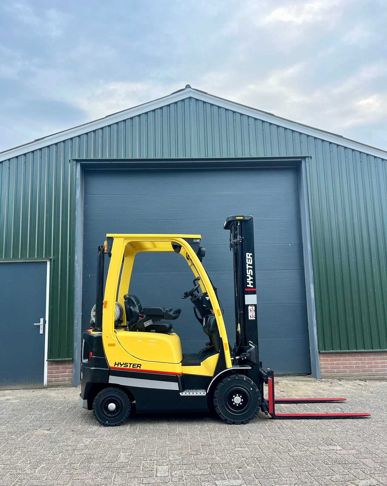 Hyster 1.6 LPG - TOP !!! - side shift- freelift- triplex !!, Hyster, Hyster, Heftruck, 1000 tot 2000 kg