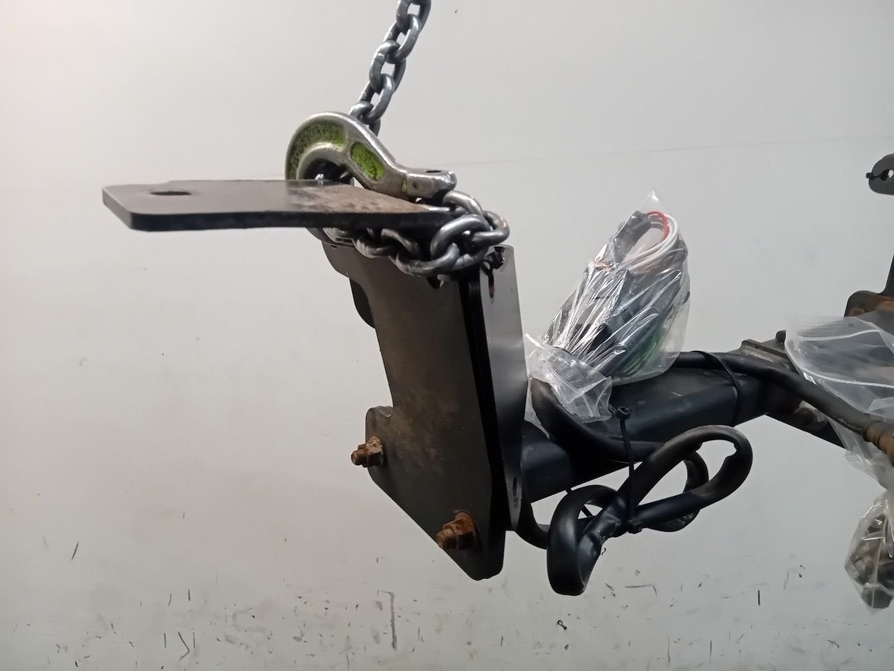 Trekhaak Suzuki Ignis, Van der Ven Autorecycling B.V., Herkomst onderdeel bekend, Onderdelen@venauto.nl, Ettenseweg 76, 4706 PB Roosendaal, The Netherlands