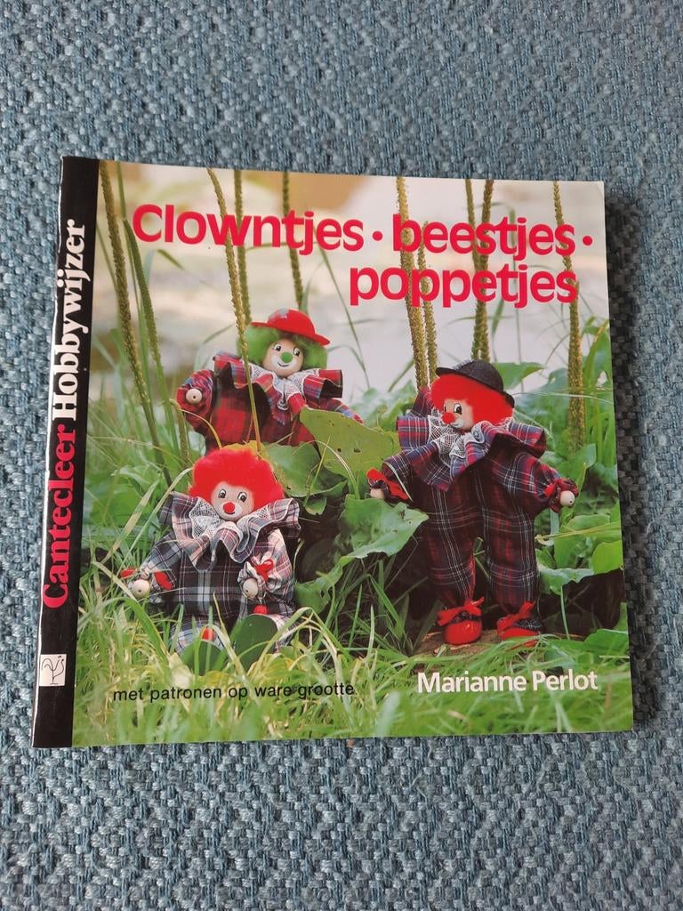 Canteleer Hobbywijzer: Clowntjes, Beestjes, Poppetjes, Hobby en Vrije tijd, Ophalen of Verzenden, Zo goed als nieuw, Knutselwerk