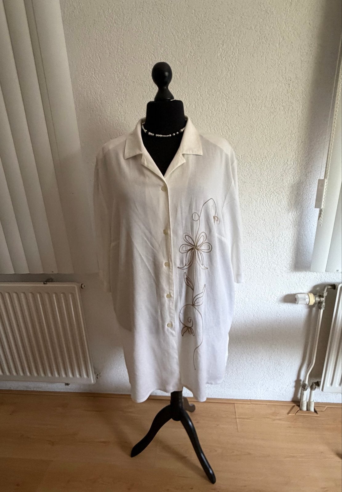 Sempre Più blouse wit met borduursel viscose linnen maat 52, Kleding | Dames, Ophalen of Verzenden, Zo goed als nieuw, Wit, Blouse of Tuniek